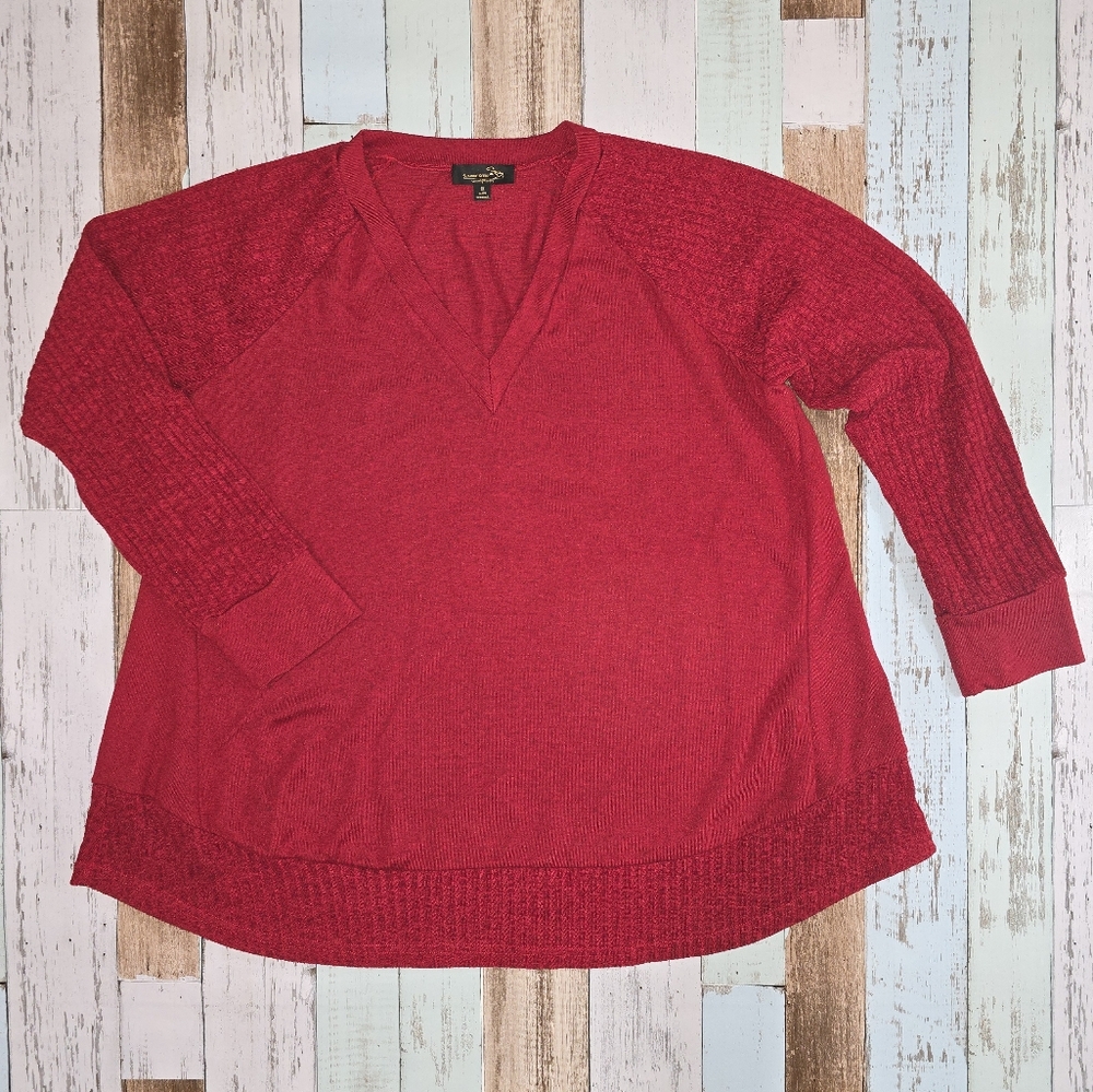 Suzanne Betro light knit sweater
